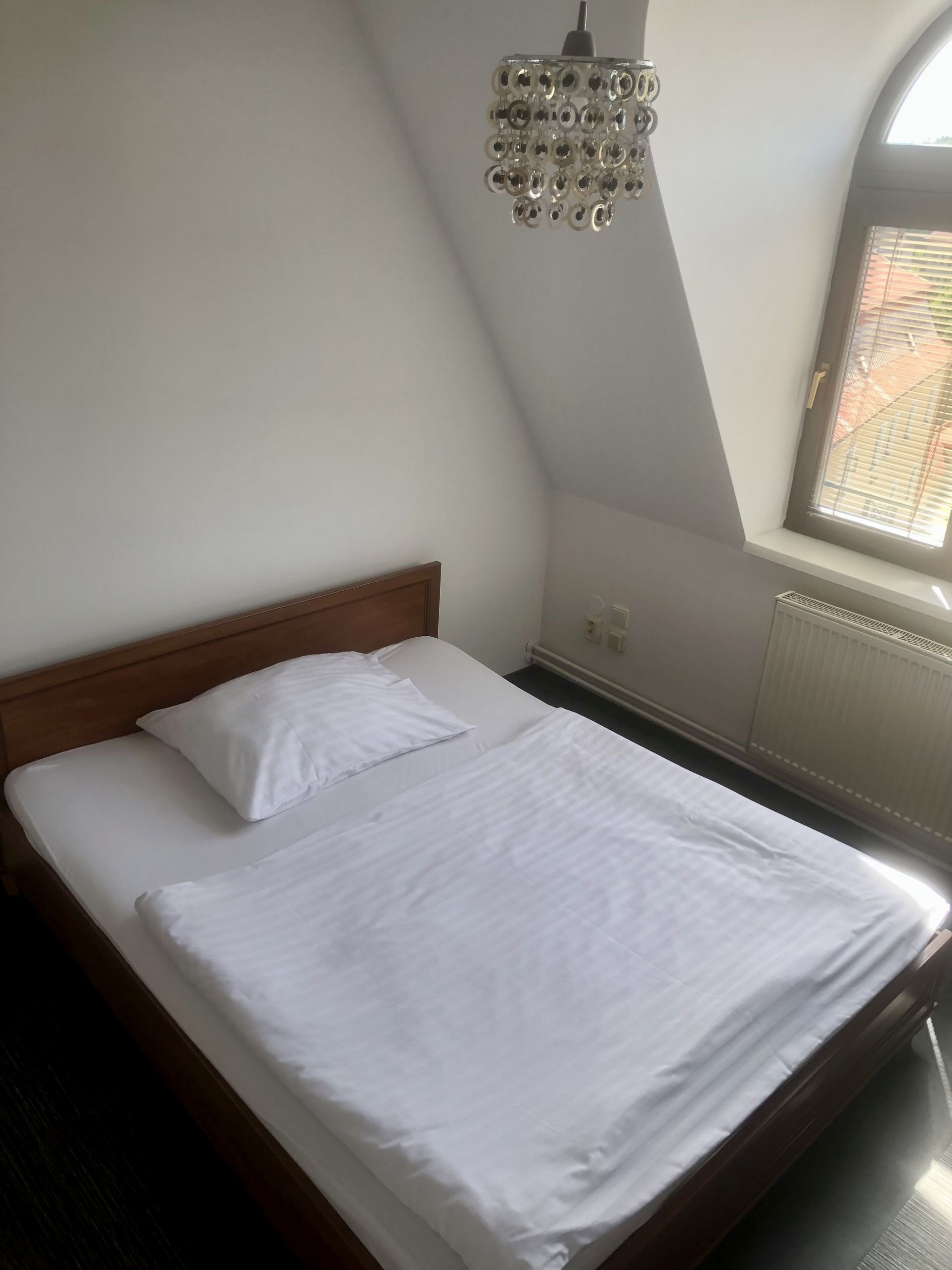 Apartment 6